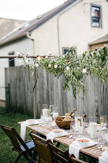 Hip Backyard Dinner Party - CAVF69044