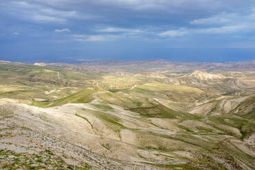 Landschaft in der Judäischen Wüste, in der Nähe von al-Ubeidiya, Westjordanland, Palästina - CAVF69151