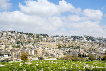 Muslimischer Friedhof und Altstadt, Hebron (al-Khalil), Westjordanland, Palästina - CAVF69155