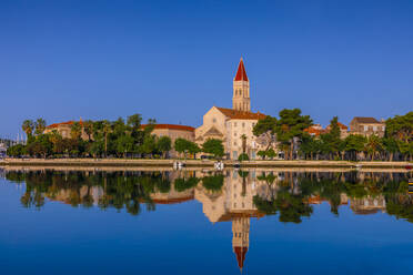 Die Kathedrale des Heiligen Laurentius, Trogir, Dalmatinische Küste, Kroatien, Europa - RHPLF12667