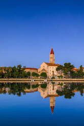 Die Kathedrale des Heiligen Laurentius, Trogir, Dalmatinische Küste, Kroatien, Europa - RHPLF12668