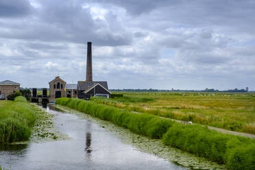 Die Niederlande, Gelderland, Zeedijk bei Nijkerk, Kraftwerk Stichting Vrienden van het Putter Stoomgemaal - LBF02798