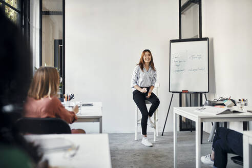 Workshop im Konferenzraum - ZEDF02713