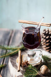 Close up of mulled wine in a glass - SBDF04134