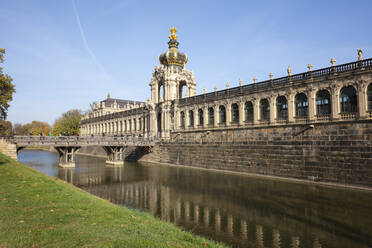 Germany, Saxony, Dresden, Crown gate and moat at Zwinger - WIF04122