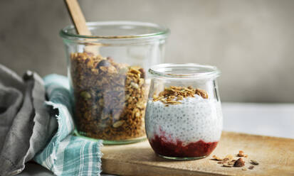 Granola breakfast - JOHF04840