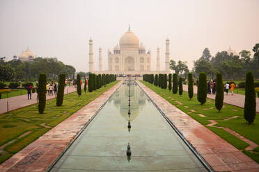 Blick auf das Taj Mahal - CAVF70006