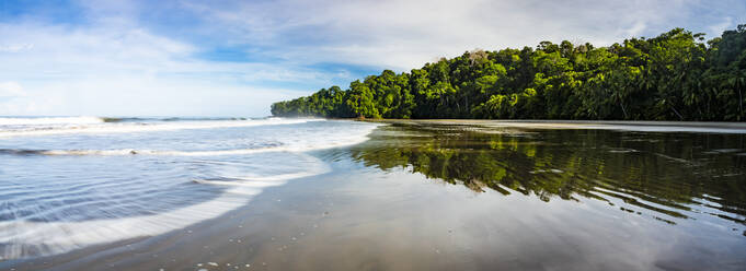 Playa Arco Beach and primary rainforest, Uvita, Marino Ballena National Park, Puntarenas Province, Pacific Coast of Costa Rica, Central America - RHPLF12991