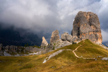 Cinque Torri, Provinz Belluno, Dolomiten, Italien, Europa - RHPLF13097