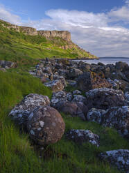 Fair Head, County Antrim, Ulster, Nordirland, Vereinigtes Königreich, Europa - RHPLF13114