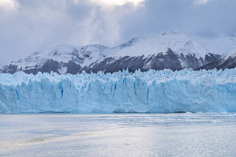 Südlicher Ausläufer des Perito-Moreno-Gletschers unter einem stimmungsvollen Himmel, Nationalpark Los Glaciares, UNESCO-Welterbe, Santa Cruz, Argentinien, Südamerika, lizenzfreies Stockfoto
