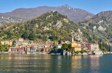 Stadt Varenna am Comer See, Lombardei, Italienische Seen, Italien, Europa - RHPLF13262