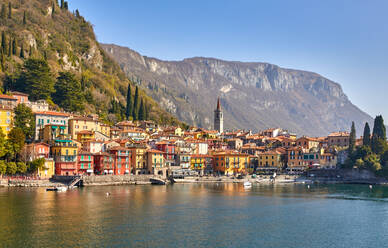 Stadt Varenna am Comer See, Lombardei, Italienische Seen, Italien, Europa - RHPLF13263