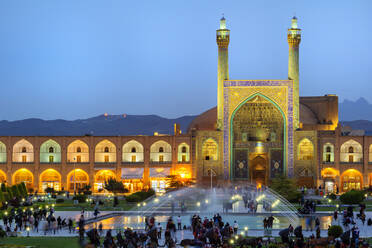 Masjed-e Imam Moschee bei Sonnenuntergang, Maydam-e Iman Platz, UNESCO Weltkulturerbe, Isfahan, Iran, Naher Osten - RHPLF13269