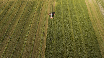 Tractor in field - JOHF04887