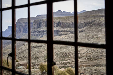 Berge durch das Fenster, Lesotho - VEGF01176