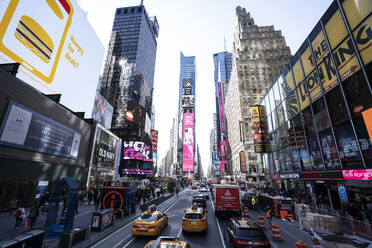 USA, New York, Times Square - DAMF00235