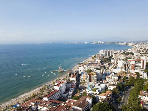 Luftaufnahme von Puerto Vallarta mit Los Muertos Pier, Jalisco, Mexiko, lizenzfreies Stockfoto