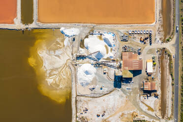Luftaufnahme über einer Salzproduktionsanlage, Australien. - AAEF06139
