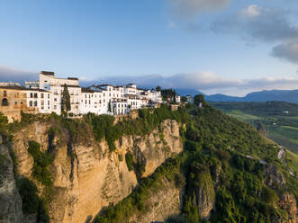 Hängende Häuser in Ronda, Malaga, Spanien - CAVF71702