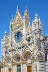 Facade of Duomo di Siena (Siena Cathedral), Siena, Tuscany, Italy - CAVF72179