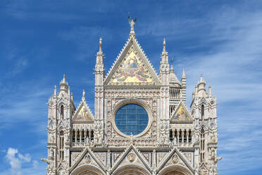 Facade of Duomo di Siena (Siena Cathedral), Siena, Tuscany, Italy - CAVF72182