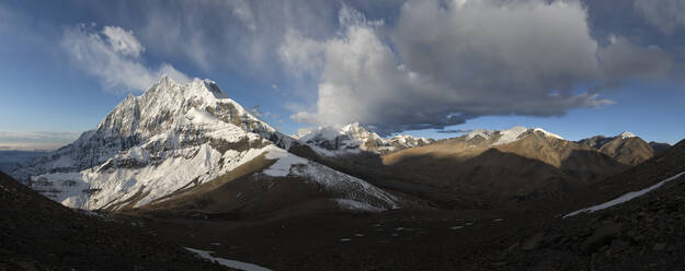 Tukuche Peak, Dhaulagiri Circuit Trek, Himalaya, Nepal - ALRF01674