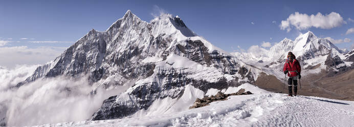 Tukuche Peak vom Dhampus Peak, Dhaulagiri Circuit Trek, Himalaya, Nepal - ALRF01676
