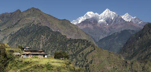 Dobang mit Dhaulagiri I, Dhaulagiri Circuit Trek, Himalaya, Nepal - ALRF01694