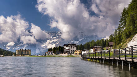 Iltaly, Veneto, Sextner Dolomiten, Misurina-See und Sorapis-Gebirge - STSF02380