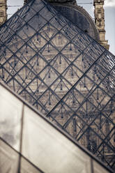 France, Paris, Close up of Louvre glass pyramid - DAWF00956