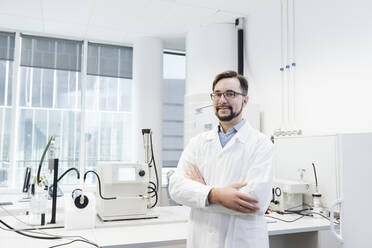 Portrait of confident scientist in laboratory - AHSF01728