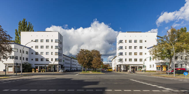 Deutschland, Berlin, Panorama der Weißen Stadt (Wohnsiedlungen der Berliner Moderne) - WDF05659