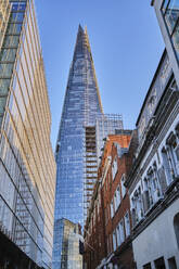 UK, England, London, Tiefblick auf den Shard-Wolkenkratzer - MRF02349