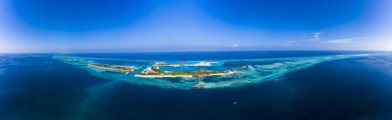 Maldives, Aerial panorama of Olhuveli and Bodufinolhu islands in summer - AMF07719