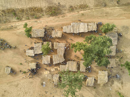 Nigeria, Ibadan, Luftaufnahme des Marktes des Kamberi-Stammes - VEGF01387