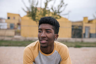 Porträt eines Teenagers, Basketballspieler - GRCF00073
