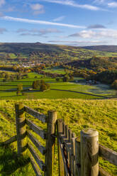 Blick auf Hope im Hope Valley, Derbyshire, Peak District National Park, England, Vereinigtes Königreich, Europa - RHPLF13512