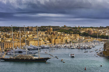 Malta, Birgu, Fort St. Angelo und Vittoriosa Yacht Marina im Grand Harbour - ABOF00464