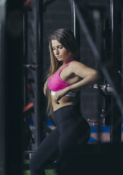 Female bodybuilder in gym - MTBF00304