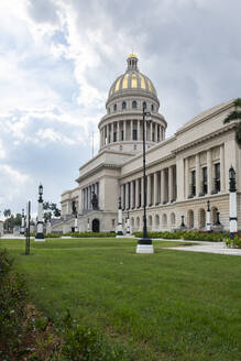 Kuba, Havanna, Außenansicht des Nationalen Kapitolgebäudes - ABAF02264