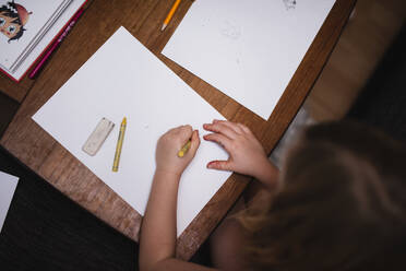 Child drawing - JOHF05187