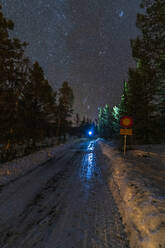 Winterstraße bei Nacht - JOHF05281