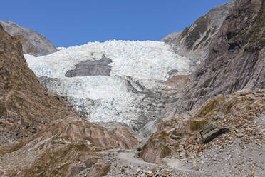 Neuseeland, Westland District, Franz Josef, Tiefblick auf den Franz Josef Gletscherrücken - FOF11449