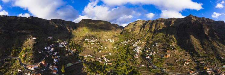 Spain, Canary Islands, La Gomera, Valle Gran Rey, El Retamal and La Vizcaina, Aerial view of towns and mountains - SIEF09437