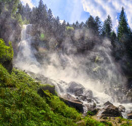 Italien,Trentino, Genova Tal, Lares Wasserfall - LOMF00973