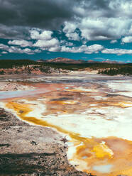 Yellowstone National Park Landschaft Geysire, Hotsprings USA, Wyoming - CAVF73820