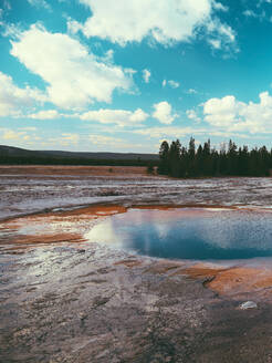 Yellowstone National Park Landschaft Geysire, Hotsprings USA, Wyoming - CAVF73831