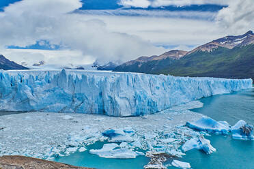 Glacier perito moreno in patagonia argentina - CAVF73884