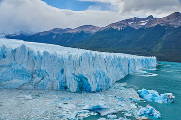 Glacier perito moreno in patagonia argentina - CAVF73888